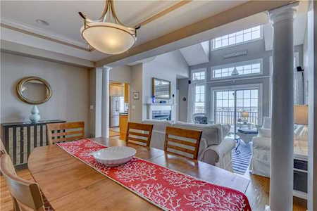 21 Watermark DR Tiverton, RI 02878