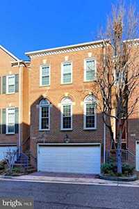 265 Murtha St Alexandria, VA 22304