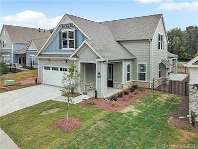 2058 Laney Pond Rd Matthews, NC 28104