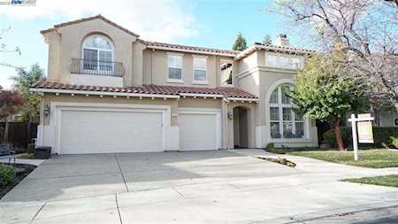 4715 Woodrose Cir Dublin, CA 94568