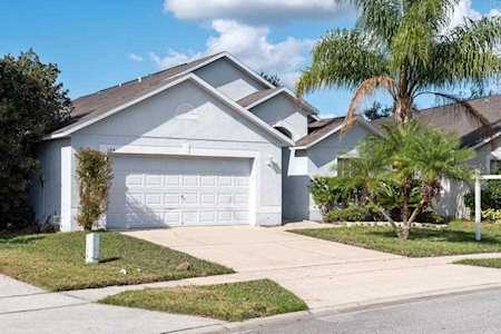1814 Hammock Moss Drive Orlando, FL 32820