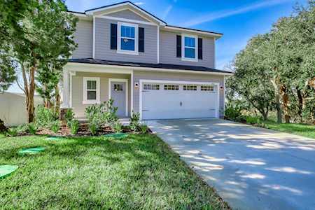 630 Begonia St Atlantic Beach, FL 32233