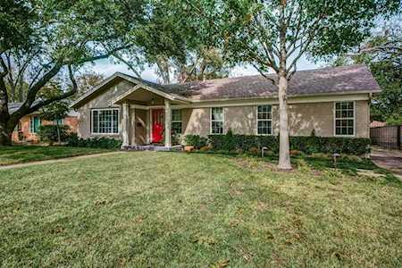 821 W Greenbriar Lane Dallas, TX 75208