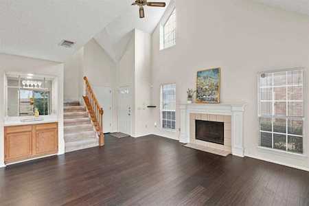 17910 Windflower Way #2204 Dallas, TX 75252