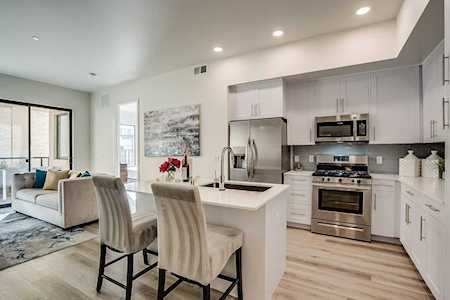 7300 E Earll Drive #1018 Scottsdale, AZ 85251