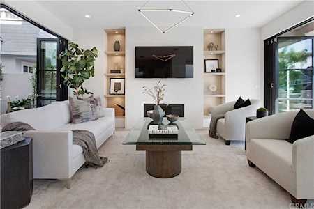 507 Carnation Avenue Corona Del Mar, CA 92625
