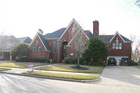 1820 Thompson Crossing Dr Richmond, TX 77406