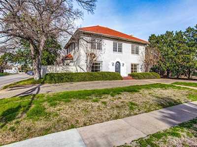 4036 Mcfarlin Boulevard University Park, TX 75205