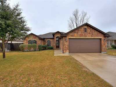 211 Valley Oaks Loop Georgetown, TX 78626