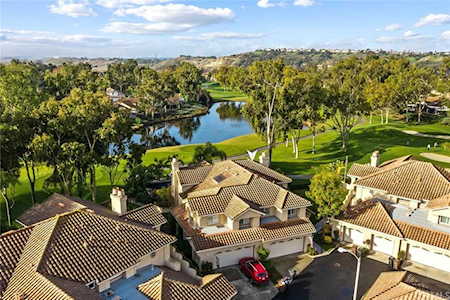 235 Encantado Canyon Rancho Santa Margarita, CA 92688