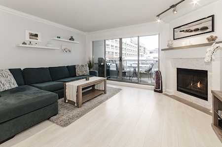 315 Renfrew Street #213 Vancouver, BC V5K 5G5