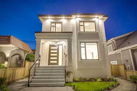 3875 Fir Street Burnaby, BC V5G 2A6