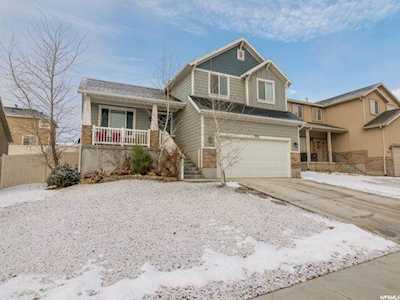 7713 N Willow Walk E Ln Eagle Mountain, UT 84043