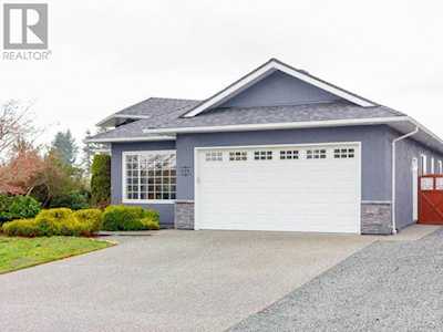 679 Pelorus Place Qualicum Beach, BC V9K2K9