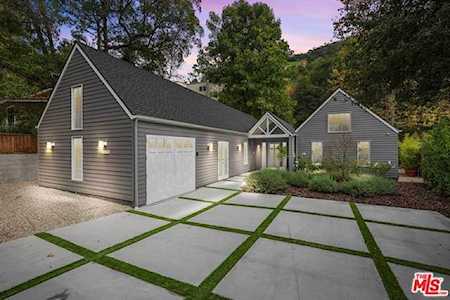2262 Beverly Glen Place Los Angeles, CA 90077