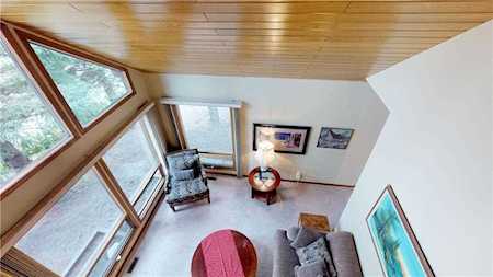 4 Edgehill Rise NW Calgary, AB T3A 2V4