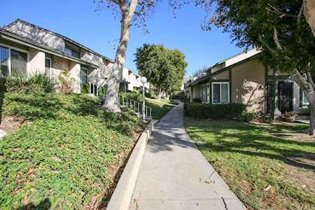 1586 Honeywood Court Brea, CA 92821
