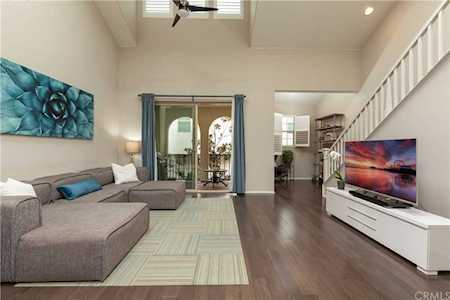 1865 Orizaba Avenue #104 Signal Hill, CA 90755