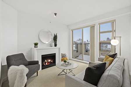 4550 Fraser Street #426 Vancouver, BC V5V 4G8