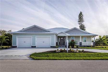 2713 Magdalina Drive Punta Gorda, FL 33950