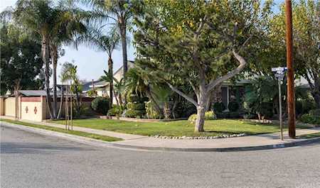 607 N Fernwood Street Anaheim, CA 92805