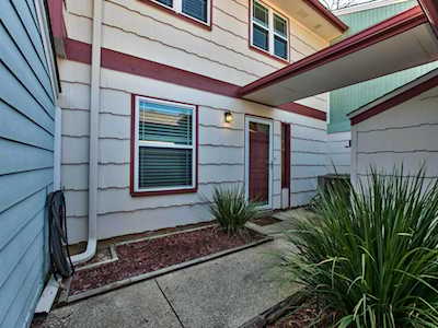 2827 Blairstone Court Tallahassee, FL 32301