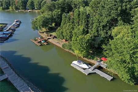 108 Emerald Dr Mooresville, NC 28117
