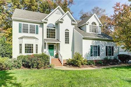 9110 Pantego Ln Mechanicsville, VA 23116