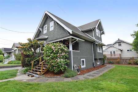 801 London Street New Westminster, BC V3M 3B5
