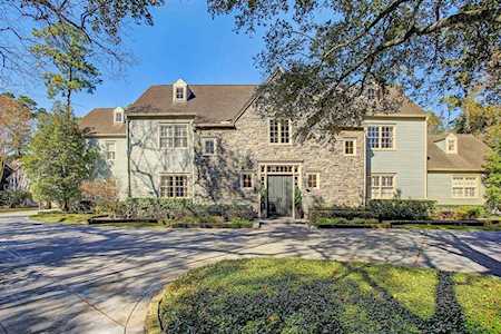 621 Piney Point Rd North Houston, TX 77024