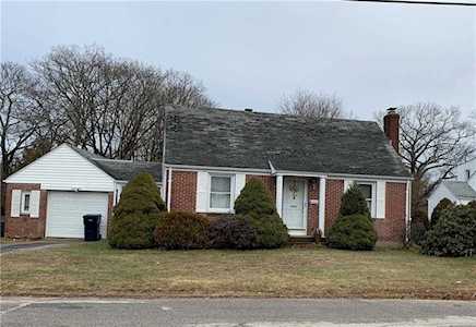 59 King Phillip DR North Kingstown, RI 02852