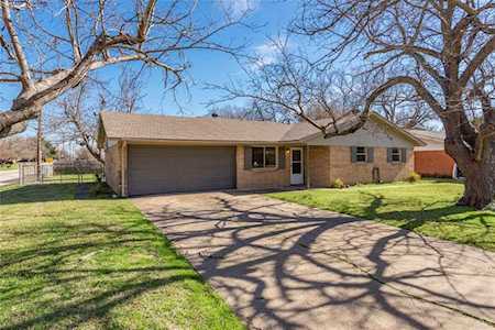 1201 Park Center Street Benbrook, TX 76126