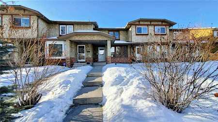 126 Midbend Place SE Calgary, AB T2X 2J7