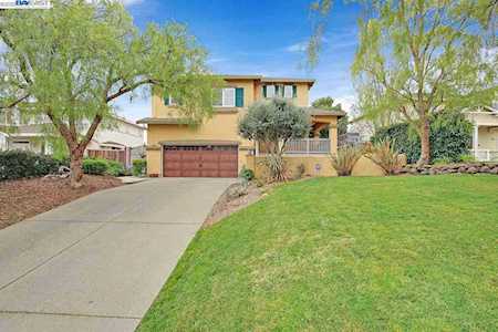 6893 Altamont Creek Dr Livermore, CA 94551