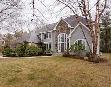 7 Crestview Road Bedford, MA 01730