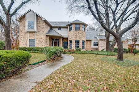 10218 Bridgegate Way Dallas, TX 75243
