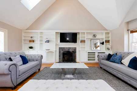 996 Metropolitan Ave Milton, MA 02186