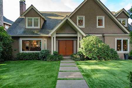 6309 Macdonald Street Vancouver, BC V6N 1E8