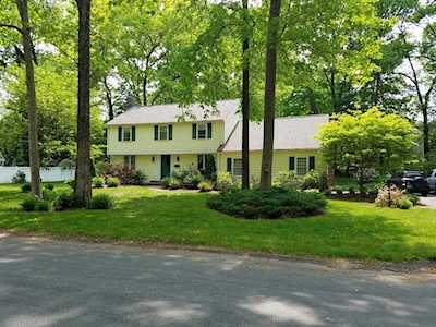 8 Stagecoach Rd Hingham, MA 02043
