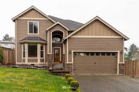 10001 100th St SW Lakewood, WA 98498