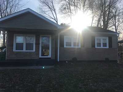4210 St. Francis Ln Louisville, KY 40218