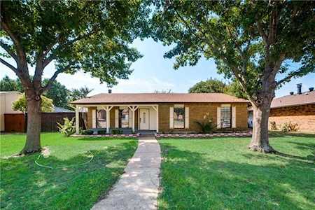 2102 E Peters Colony Road Carrollton, TX 75007