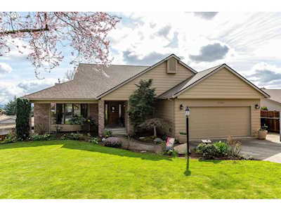 11480 SE Cascade View Ct Happy Valley, OR 97086
