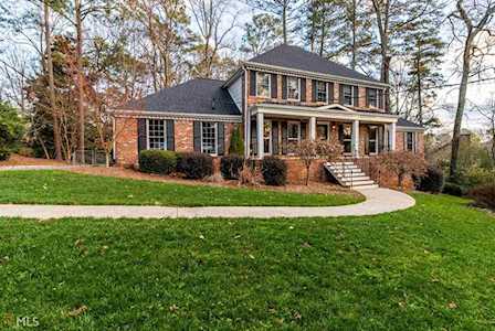 2041 Mountain Creek Smoke Rise, GA 30087