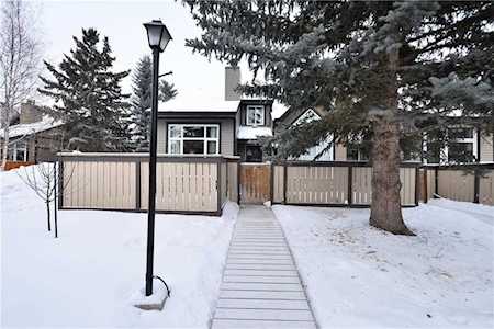12625 24 Street SW #20 Calgary, AB T2W 4B1