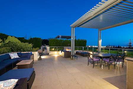 2102 W 48th Avenue #PH511 Vancouver, BC V6M 2P5