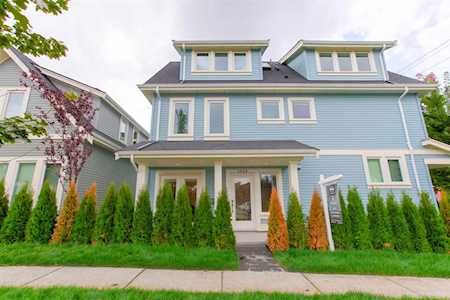 3919 Welwyn Street Vancouver, BC V5N 2P4