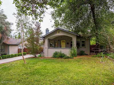 1091 N Wilson Avenue Pasadena, CA 91104
