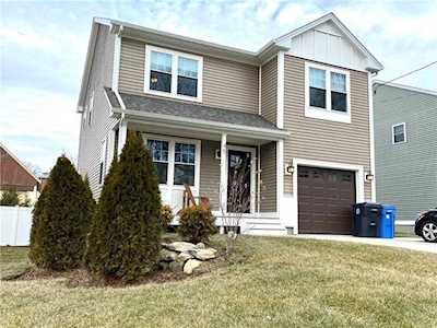45 Sherman AV Cumberland, RI 02864