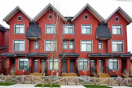 5799 Wales Street Vancouver, BC V5R 0E6